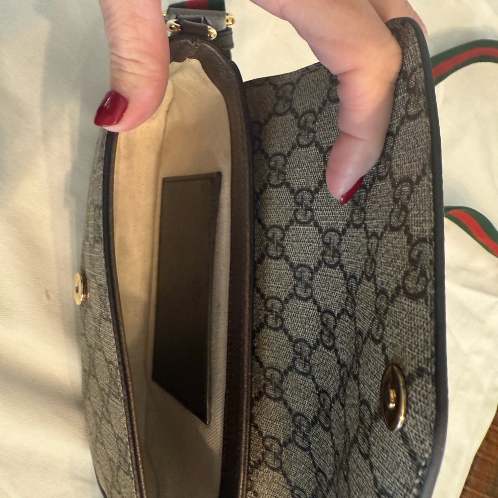 Gucci Monogram Beige and Brown Bag with Card Holder - Picture 10 of 14